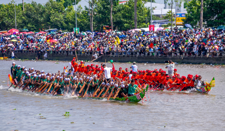 Hơn 60 đội ghe Ngo hội tụ về Cần Thơ tranh tài lễ hội Oóc Om Bóc 2025