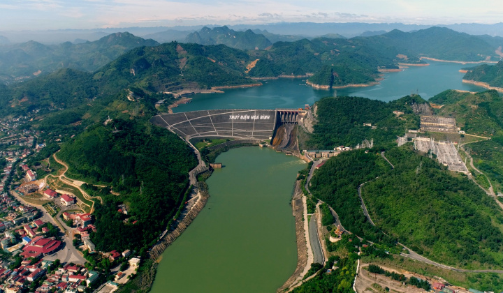 Phú Thọ triển khai 6 nhiệm vụ trọng tâm, 3 đột phá chiến lược hướng tới trung tâm công nghiệp vùng