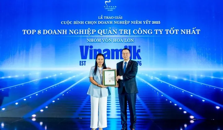 Vinamilk khẳng định vị thế dẫn đầu ESG với dấu ấn “Ngôi sao CSI” và nhiều giải thưởng chiến lược 2025