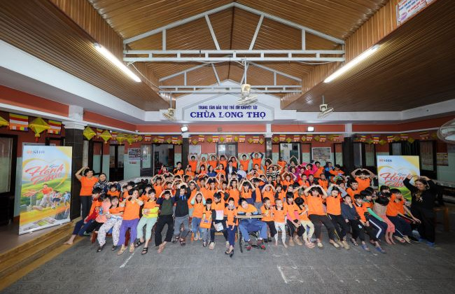 Những giọng hát đặc biệt tại Trung tâm Bảo trợ chùa Long Thọ