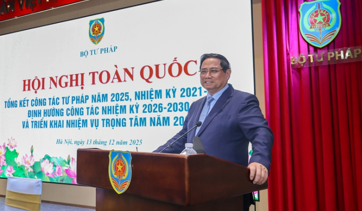 Chuyển từ "quản lý bằng pháp luật" sang "kiến tạo thể chế phát triển"