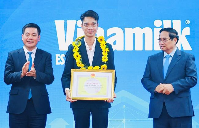 Bộ Công Thương trao bằng khen Doanh nghiệp xuất khẩu tiêu biểu cho Vinamilk