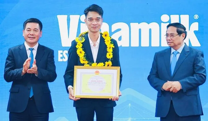 Bộ Công Thương trao bằng khen Doanh nghiệp xuất khẩu tiêu biểu cho Vinamilk
