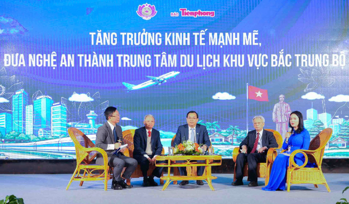 Hội thảo khoa học “Nghệ An - Phát triển tiềm năng và thu hút đầu tư du lịch”