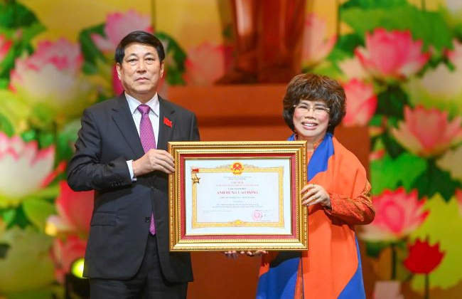 Từ cách mạng sữa tươi sạch đến khát vọng vì tầm vóc Việt: Hành trình Anh hùng Lao động của TH