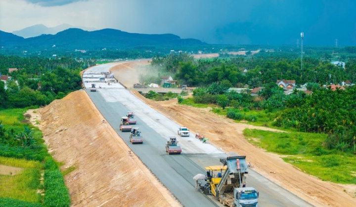 Quyết tâm đưa 4 dự án cao tốc Bắc – Nam về đích đúng kế hoạch