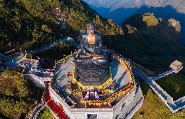 Sun World Fansipan Legend đón hàng nghìn lượt khách trong ngày khai mạc Hội Xuân Mở Cổng Trời