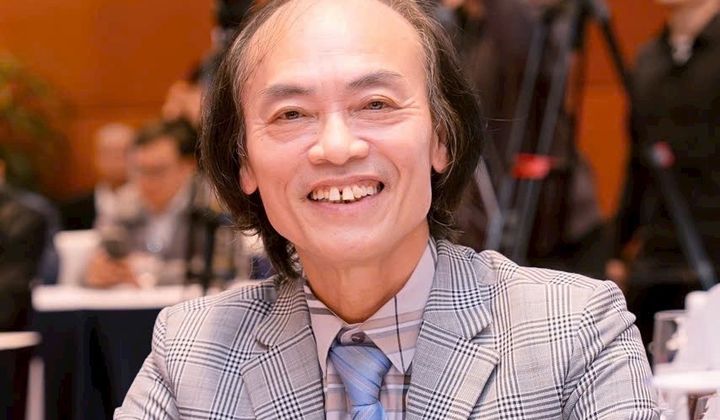 GS.TS Nguyễn Tiến Dũng và câu chuyện về nghệ thuật sử dụng kháng sinh hợp lý