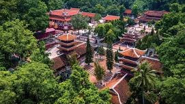 Enhanced experience awaits tourists at Huong Pagoda Festival 2025