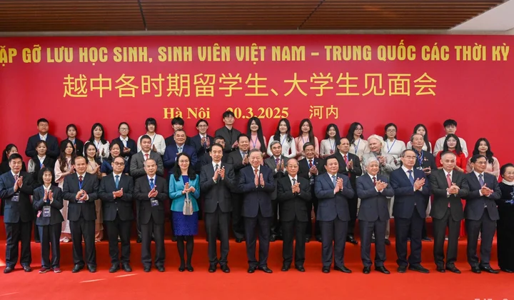 Thế hệ trẻ là lực lượng nòng cốt đưa quan hệ Việt-Trung phát triển tốt đẹp, hiệu quả, bền vững lâu dài