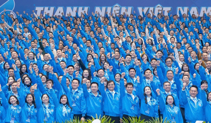 Party leader highlights youth’s pivotal role in new era