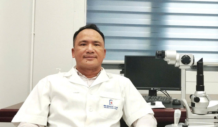 TS.BS Bùi Hữu Quang: Nhiệt huyết và trí tuệ luôn song hành