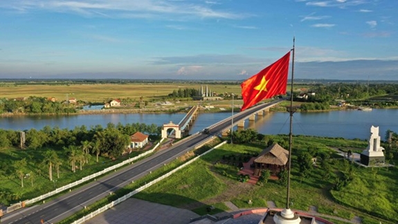 Hòa bình và thịnh vượng sau 50 năm đất nước thống nhất