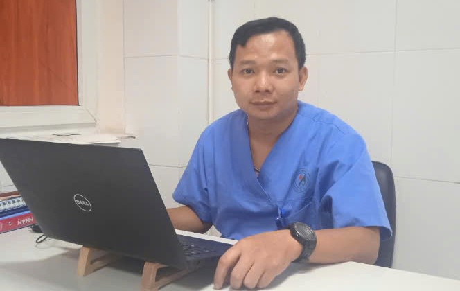 Bác sĩ Nguyễn Văn Học: Luôn hết lòng cứu chữa cho bệnh nhân