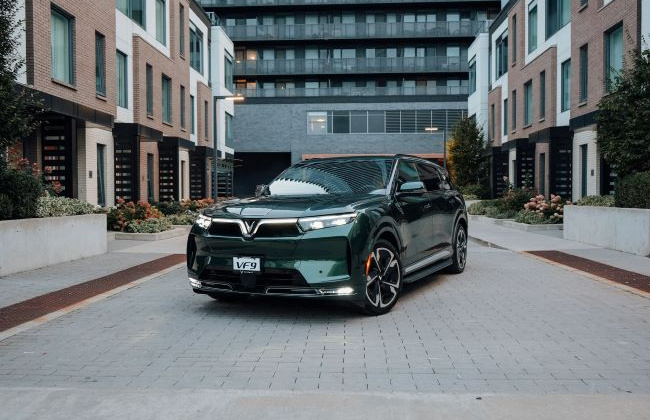 Chủ xe VF 9 tiết lộ lý do lớn nhất chọn VF 9: Sau tất cả là sự yên tâm