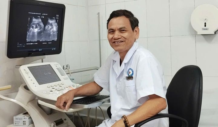 BSCKII. Dương Văn Thành: Màu áo blouse mãi tỏa sáng trong trái tim