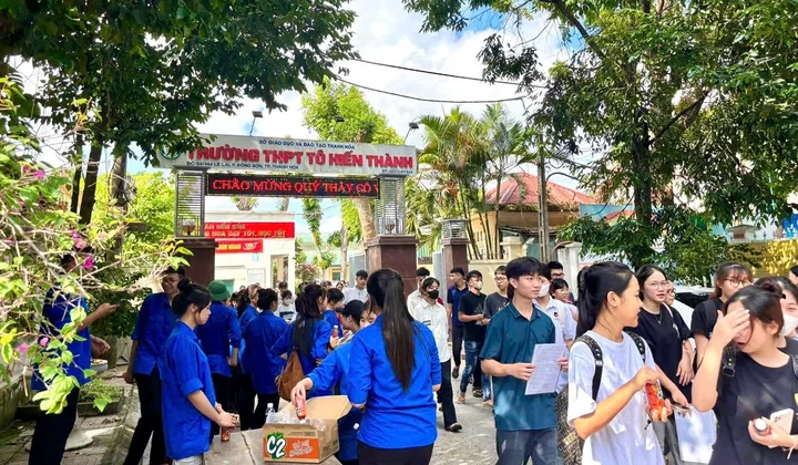 Kỳ thi Tốt nghiệp THPT năm 2025 tại Thanh Hóa kết thúc an toàn, nghiêm túc, đúng quy chế