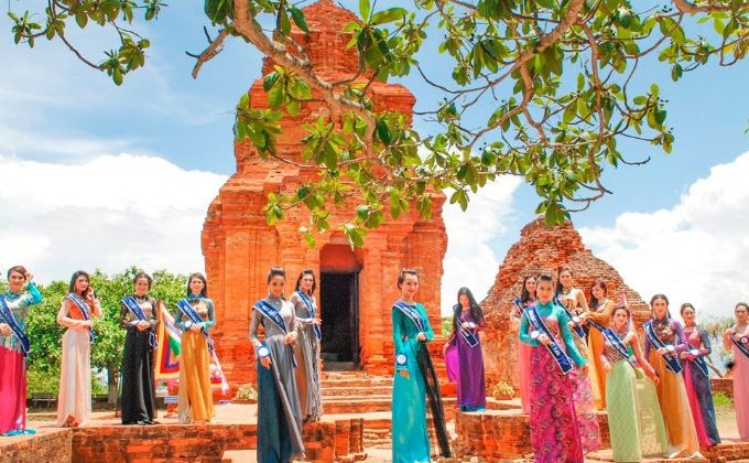 Giữ gìn và phát huy bản sắc văn hóa dân tộc trong thời kỳ công nghiệp hóa, hiện đại hóa đất nước