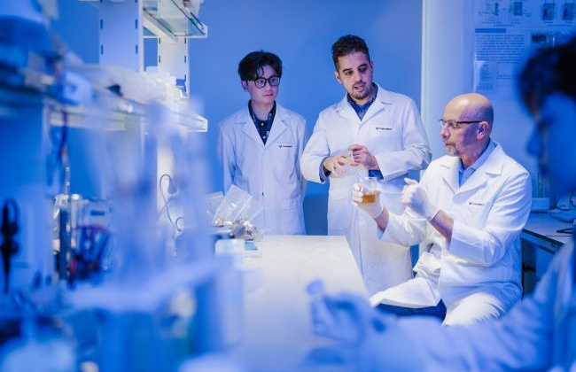 VinUni đặt mục tiêu vào top 100 đại học hàng đầu thế giới - Mời tuyển 500 nhà khoa học toàn cầu