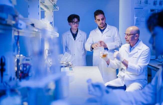 VinUni đặt mục tiêu vào top 100 đại học hàng đầu thế giới - Mời tuyển 500 nhà khoa học toàn cầu