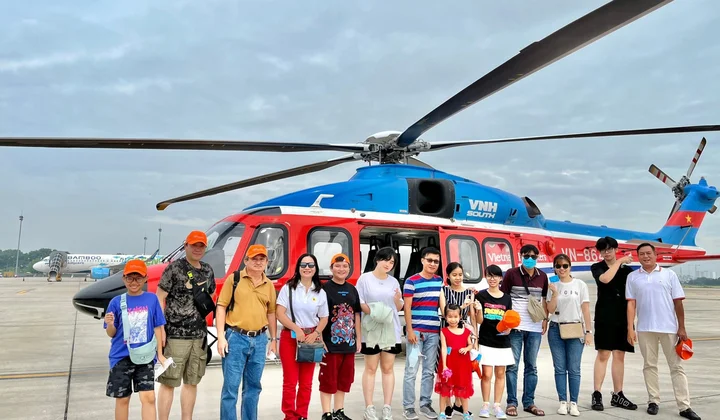 TPHCM: Đề xuất khôi phục tour trực thăng ngắm cảnh từ trên cao