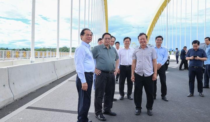 Xây dựng thêm nhiều cây cầu đẹp qua sông Hương