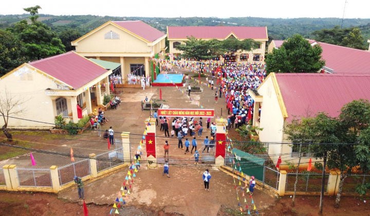 Linh hoạt trong xây dựng trường học cho các xã biên giới, bao gồm nhà ở nội trú cho học sinh và giáo viên