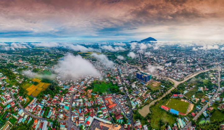 Kinh tế Tây Ninh bứt phá, hướng tới trung tâm logistics và cửa khẩu quốc tế