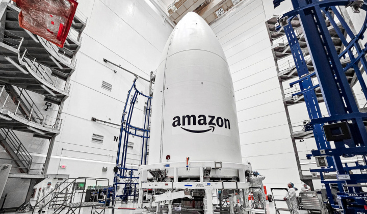 Amazon eyes low-earth orbit satellite telecom services in Vietnam