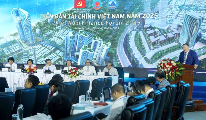 Diễn đàn Tài chính Việt Nam năm 2025: Kết nối mạng lưới tài chính toàn cầu