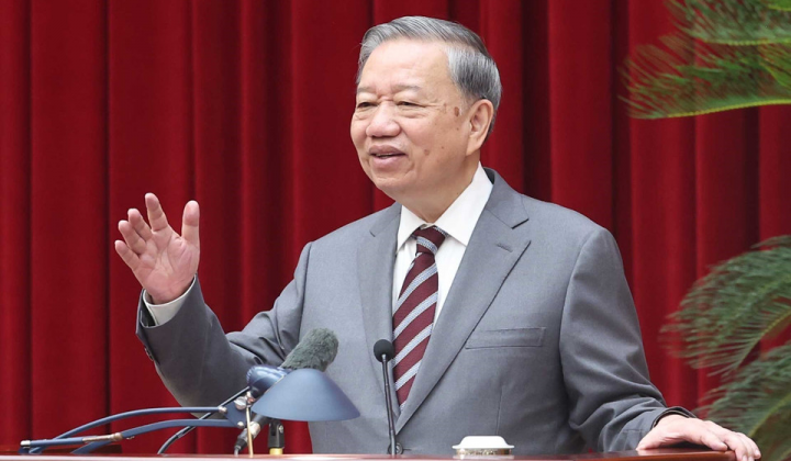 Trí thức, nhà khoa học, văn nghệ sĩ sẽ tiếp tục là ngọn lửa mở đường cho dân tộc tiến lên mạnh mẽ, vững chắc, tự tin bước vào tương lai