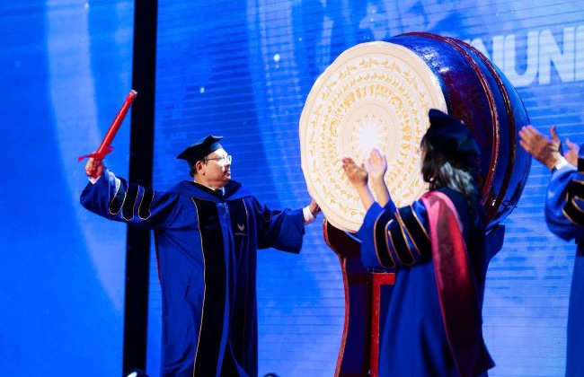 VinUni khai giảng khóa 6, ra mắt tân Hiệu trưởng và dàn lãnh đạo tinh hoa