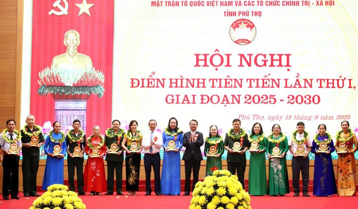 Phú Thọ tôn vinh 298 điển hình tiên tiến, khơi dậy tinh thần thi đua yêu nước giai đoạn mới
