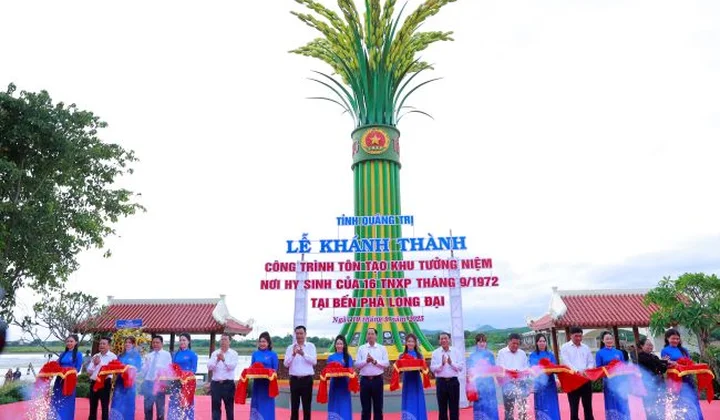 Khánh thành Khu tưởng niệm tại bến phà Long Đại