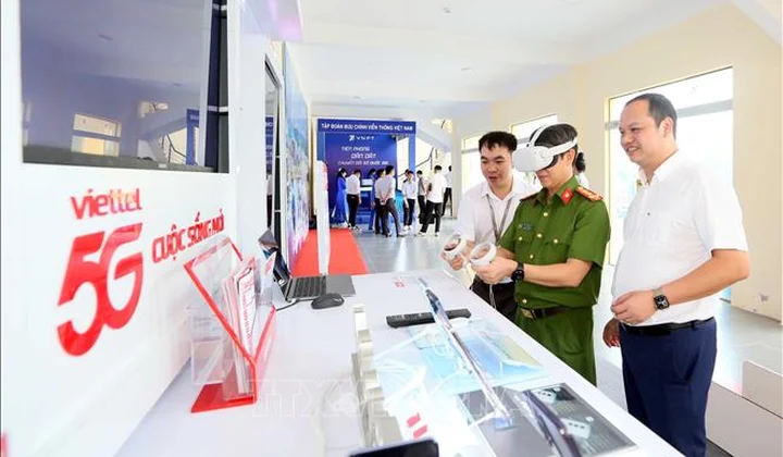 Chính sách mới thu hút chuyên gia khoa học, công nghệ, đổi mới sáng tạo và chuyển đổi số