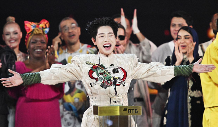 Thủ tướng chúc mừng ca sỹ Đức Phúc giành Quán quân Intervision 2025