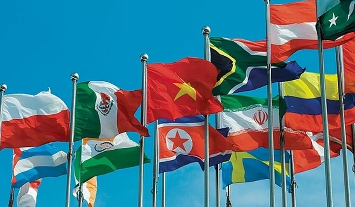 Xây dựng và phát triển ngành Ngoại giao toàn diện, hiện đại, chuyên nghiệp