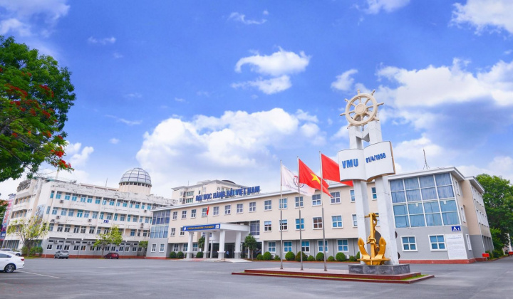 Phát triển Đại học Hàng hải Việt Nam thành trường trọng điểm quốc gia về kinh tế biển