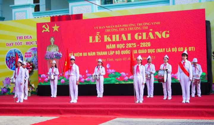 Nghệ An hân hoan đón chào năm học mới 2025 - 2026