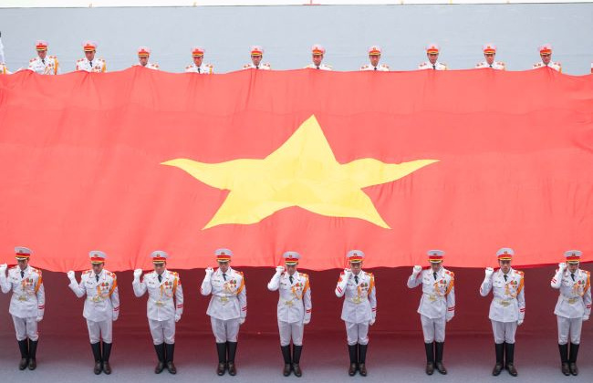 Concert pháo hoa quốc gia khiến người Hà Nội háo hức từ chiều