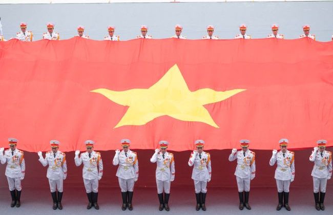 Concert pháo hoa quốc gia khiến người Hà Nội háo hức từ chiều
