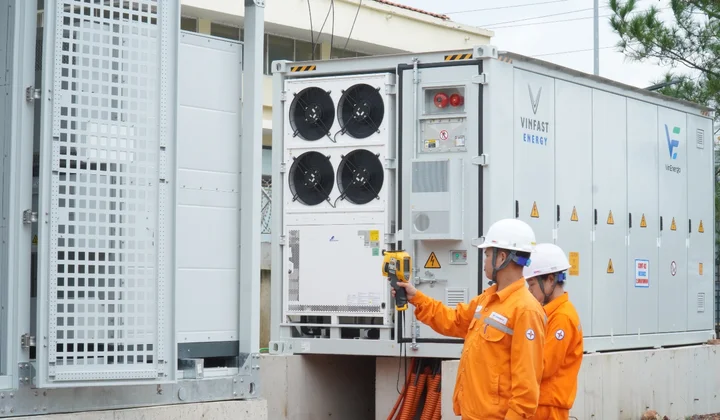 EVNNPC: Làm chủ công nghệ pin lưu trữ năng lượng BESS trên lưới điện miền Bắc