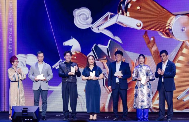 Ngân hàng Hạnh Phúc của SHB được vinh danh Dự án CSR truyền cảm hứng tại WeChoice Awards