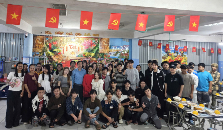 Ấm áp Tết Bính Ngọ cho sinh viên quốc tế tại Trường Cao đẳng Thái Nguyên