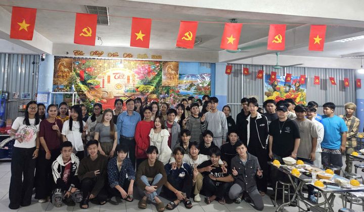 Ấm áp Tết Bính Ngọ cho sinh viên quốc tế tại Trường Cao đẳng Thái Nguyên