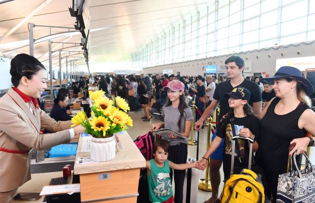 Sôi động đầu năm, Phú Quốc đón 17.000 du khách chỉ trong một ngày