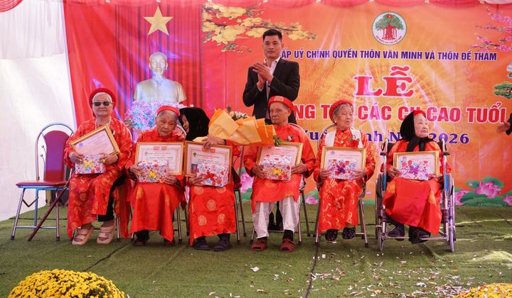 Mừng thọ đầu xuân, giữ hồn cốt làng quê