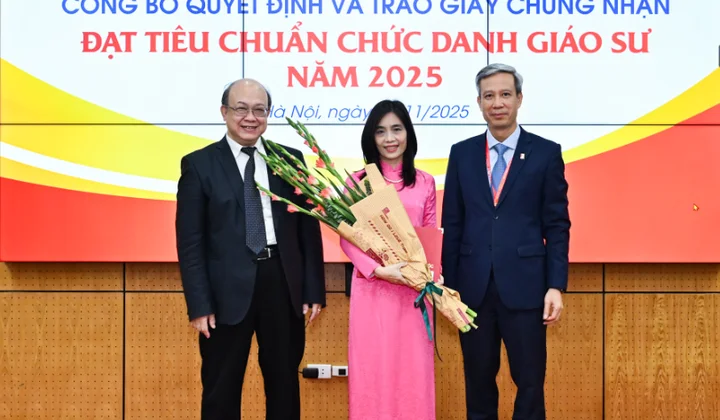 GS.TS. Huỳnh Thị Thanh Bình: Nhà giáo, nhà nghiên cứu tận tâm ngành Công nghệ Thông tin