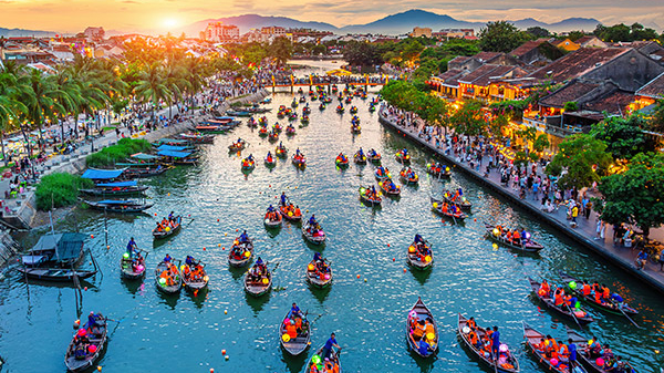 Tourism boom draws global luxury hotel brands to Vietnam