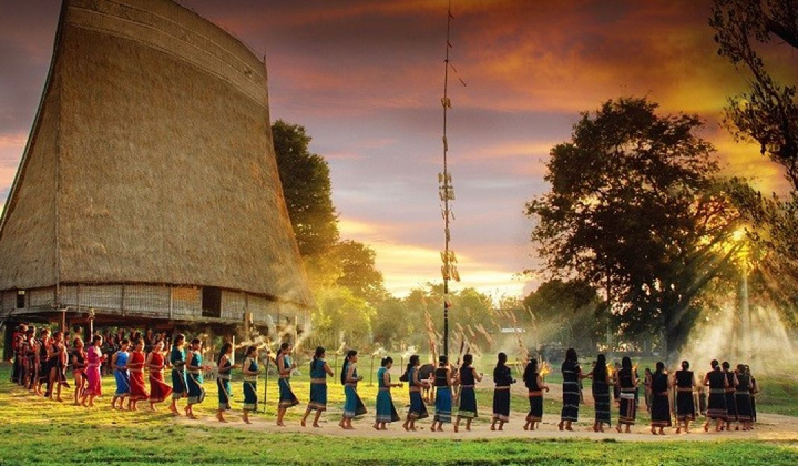 Tái cấu trúc chính sách văn hóa: Từ bảo tồn sang kiến tạo giá trị